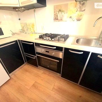 Продаж 3к Квартира Віталія Гуляєва (Луніна) вулиця