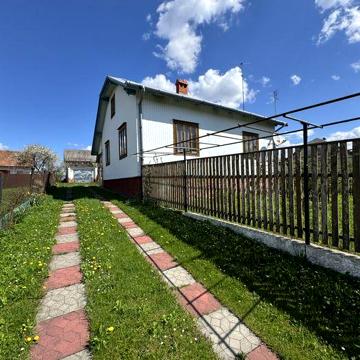 Продається приватний будинок