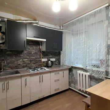Криворізька вул., 70