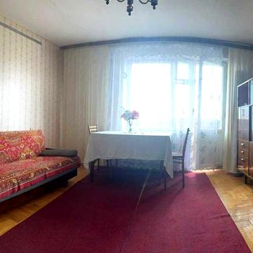 Продаж трикімнатної квартири. Київ, просп. Гонгадзе,7. (Виноградарь)