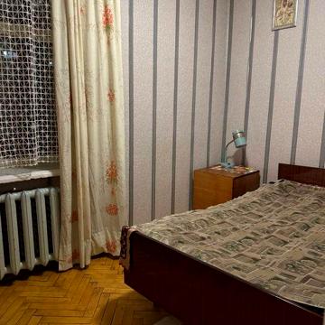 Оренда 1 кімнатної квартири по вул Любомира Гузара