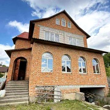 Продаж будинку 265м2 в Новосілках, 10 соток, 10 хв до м.Теремки