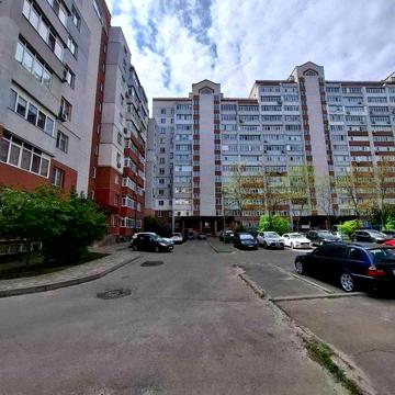 Продається простора 3-кімнатна квартира в м. Бровари
