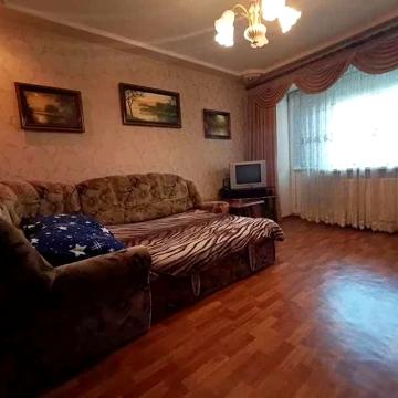 Продам 3-к квартиру ! Бакинский дворик! Рабочая! Курчатовский!
