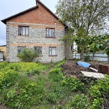Земельна ділянка з будинком Петропавліська Борщагівка