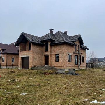 Продаж власного двохповерхового будинку