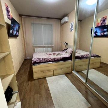 Продам 1 комнатную квартиру в районе пр. Мазепы