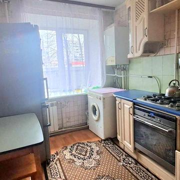 Продається 4к квартира на Вишеньці