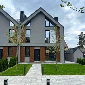 Продаж таунхаусів з бомбосховищем, Газ, Мансарда, Цегла