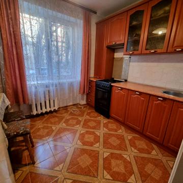 Віталія Гуляєва вул., 15а