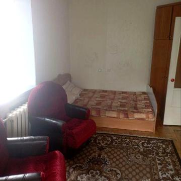 1км кВ на Космонавтів