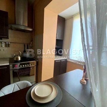 Продаж 2к. квартири ст.м. Лукянівка 10 хв.