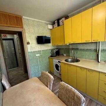 Продам просторная 4к квартира Донецкое шоссе Караван Левобережный 2