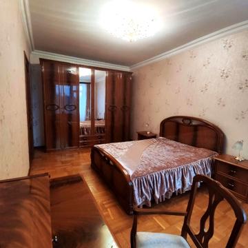 Героїв Крут вул. (Фурманова), 8