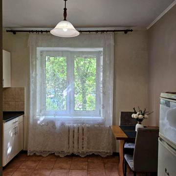 Євгена Чикаленка вул., 52/4