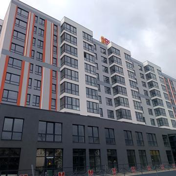 Привокзальна вул. (Героїв Сталінграду), 30