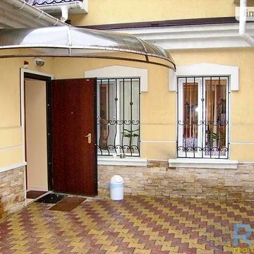 Продаж 8к Дім Пироговська вулиця