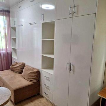 Берестейська. Квартира-студія, вул.Джамбила Жабаєва. Оренда.