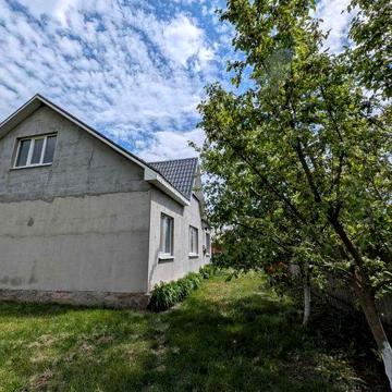 Продам 2х этажный дом в пгт. Андреевка, Изюмского района
