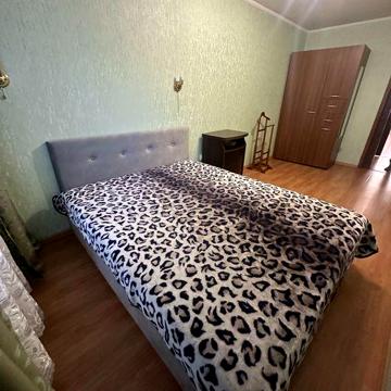 Сдам 2-ную кварт р-н Черемушки Ивана и Юрия Лип / ул Инглези