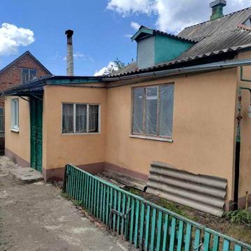 Продам будинок в селі Бірки