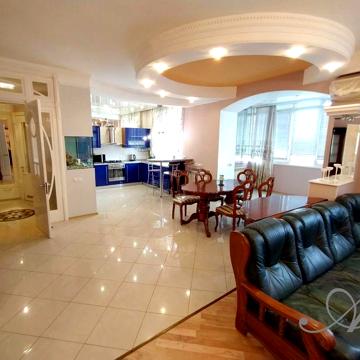 +++ Аренда просторной 3к кв. 115м2 в р-не набережной (+гараж)
