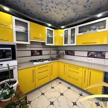 Продаж 3-к квартри по вул. Вороніна