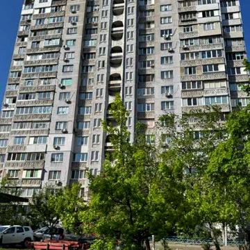 Двокімнатна квартира пр.Червоної Калини 28, Троєщина