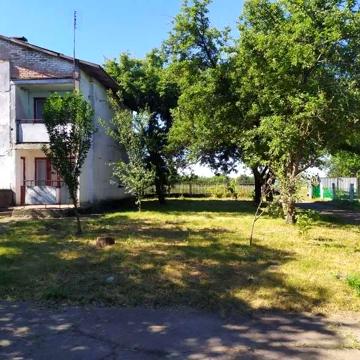 Продається двоповерховий будинок с.Воскобійники, Миргородського р-ну.