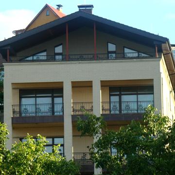 дружная, 1