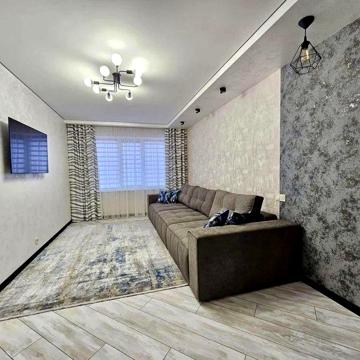 Продам 3 кім.квартиру ЦЕНТР МІСТА вул.Курсова