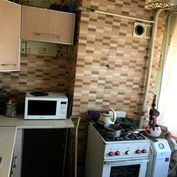 Продам 3-х кімнатну квартиру в Люботині р-н Ромашка.