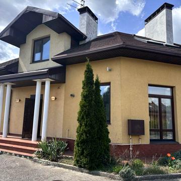 Петрушки, будинок 250м2, 15 соток землі, КМ Wounded land