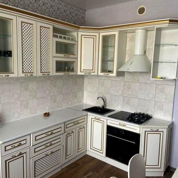Домобудівельна вул., 5