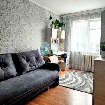 Продаж 2-кімнатної квартири вул.  Революції Гідності (Супруна)