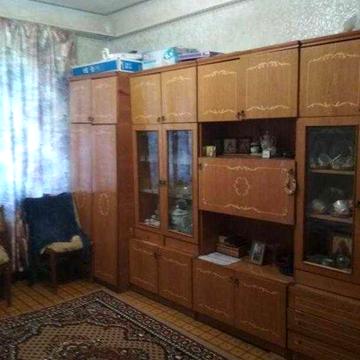 Продаю 3к.квартиру метро Індустріальна