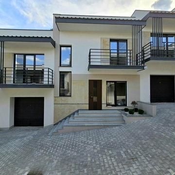 ПРОДАЖ СУЧАСНОГО ТАНХАУСА поруч з історичною частиною міста Ужгород