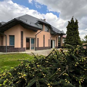 Миколи Гоголя вул., 10