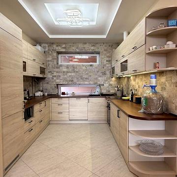 Продаж 3к Дім Малинова (Комсомольська) вулиця