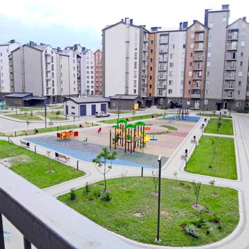 Анатолія Луценка вул., 19