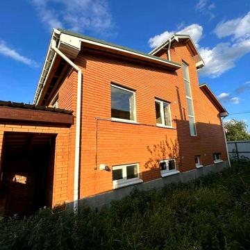 Цегляний одноповерховий будинок з гаражем. Мостище Бучанський р-н