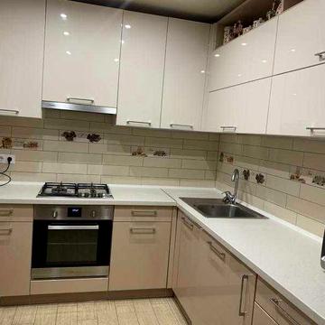 Продается  3 ком.кв. рядом с ТРК УКРАИНА 35 000$