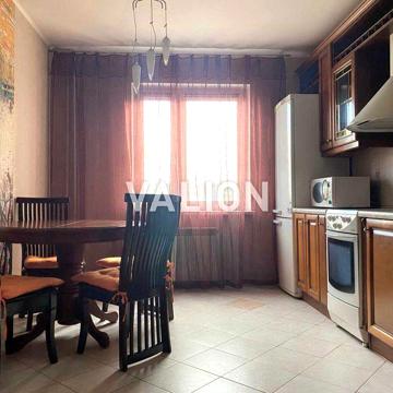 Без% Продаж 3к кв. 90 м2 на Порика,7а, Подільський, Виноградарь
