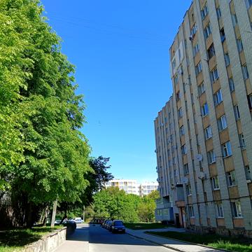 Лисеницька вул., 13