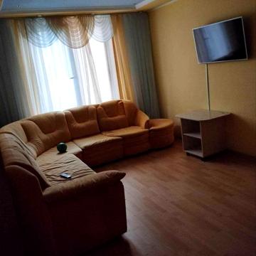 Тарасівський вїзд, 4