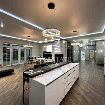 Без комиссии! Продажа нового стильного дома с бассейном в КГ "Лесное"