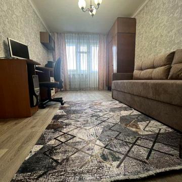 Сдам 1 к кв на ул Ковтуна 19 метро Турбоатом оплата только электричест
