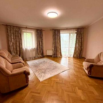 Терміновий продаж сучасної 3-кімнатної квартири в с.Зимна Вода ЖК Сонячний край