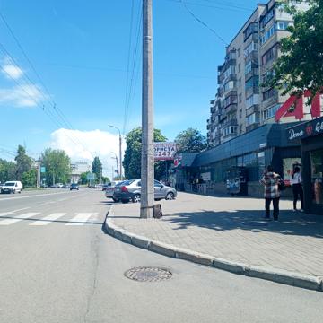 Сінна вул. (Добровольського), 15