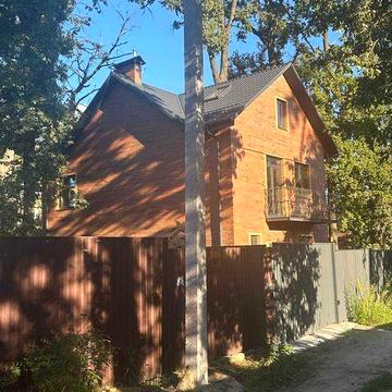 Продам будинок гарної якості в найпрестижнішому районі Ірпеня, чистова